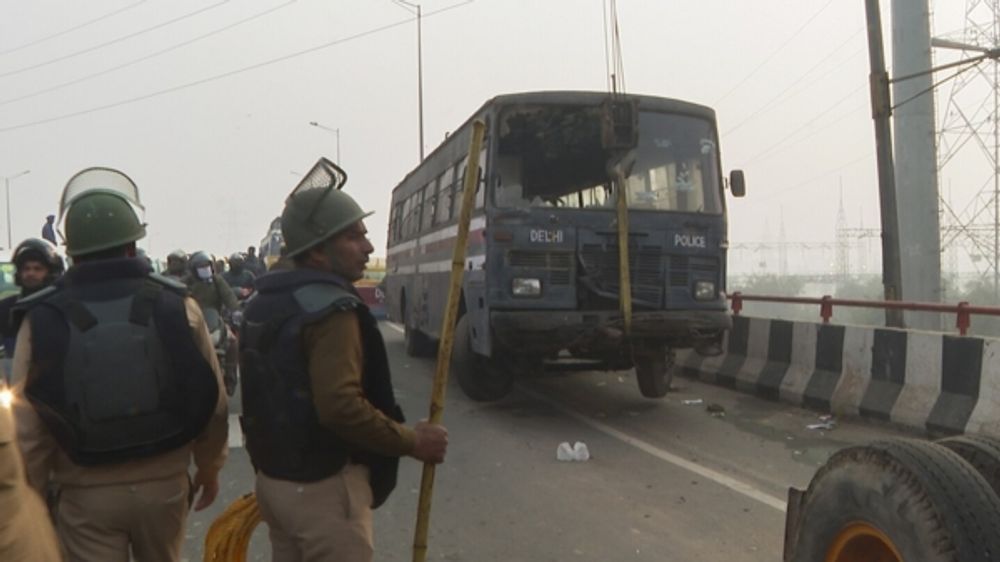 Thousands of Indian farmers are marching to New Delhi to renew their demands over crop prices