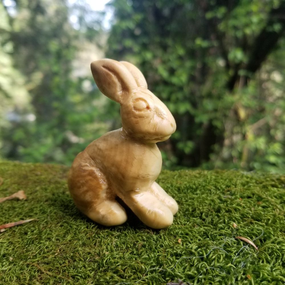 A hare carved from buckeye