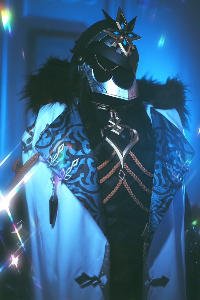 Capitano cosplay from Genshin Impact game