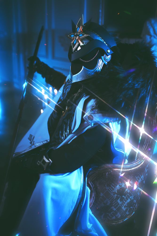 Capitano cosplay from Genshin Impact game