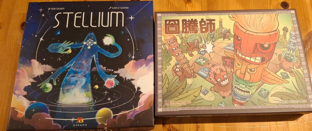 Moderne Legespiele haben die gemeinsame Auslage größtenteils aufgegeben. Stattdessen puzzeln nun alle in ihren eigenen Auslagen herum. Wertungen sind bei den meisten Spielen ähnlich aufgebaut, so d…