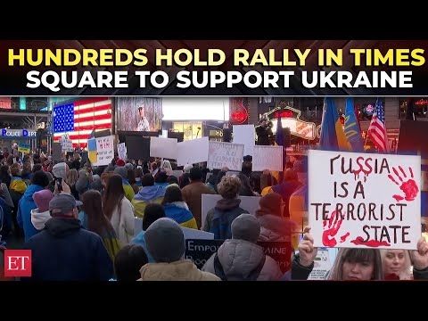 Hundreds rally in Times Square to mark third anniversary of Russia’s Invasion of Ukraine