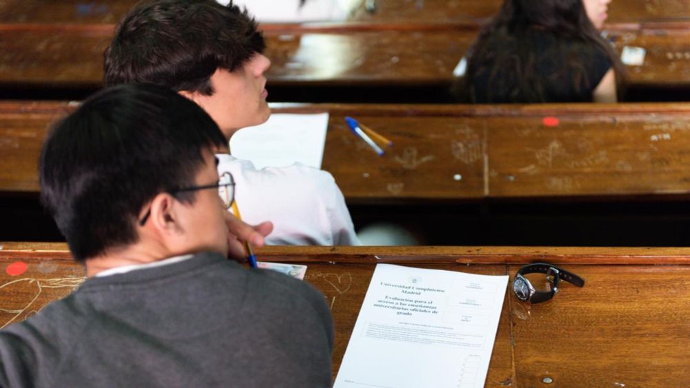 header image - Los universitarios cobran de media 31.000 euros a los cuatro años de graduarse