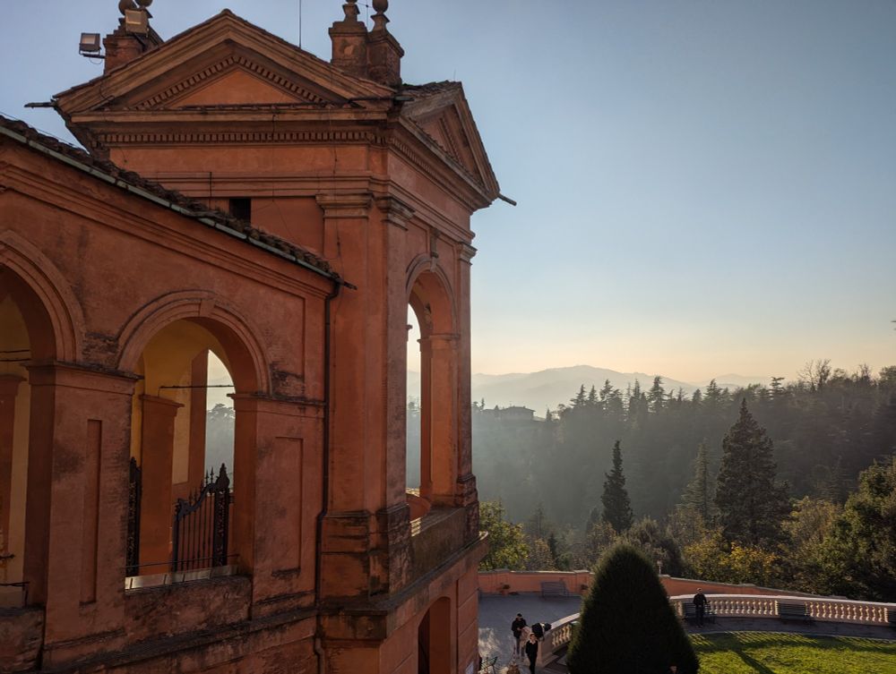 Red terracotta columns. Hills in the hazy pre-sunset distance. It pretty okay? It was just pretty. 
