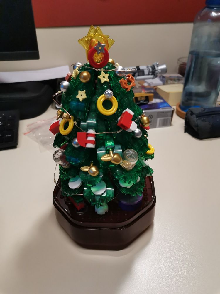 Bild 2 des Weihnachtsbaum bei Raumbelechtung