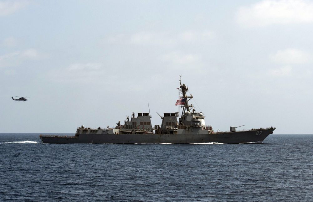 US Navy warships targeted in "complex attack" on Red Sea