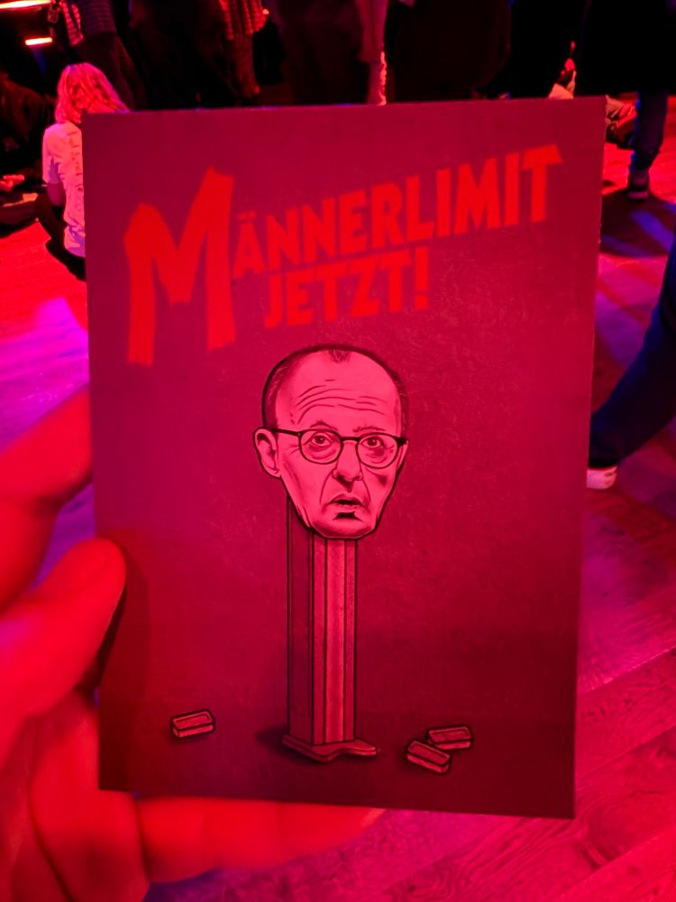 Postkarte von Friedrich Merz als PETs Spender mit der Überschrift "Männerlimit jetzt"