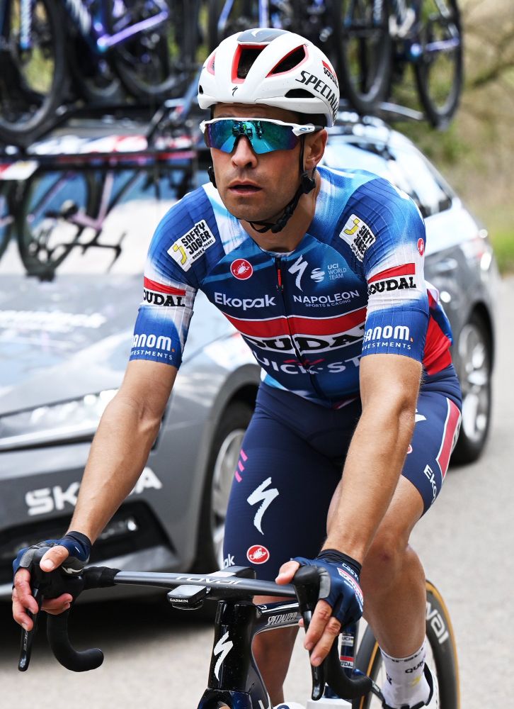 Mikel Landa returns to racing today.