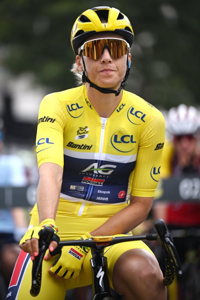 Kim Le Court at the start of the queen stage of the Tour.