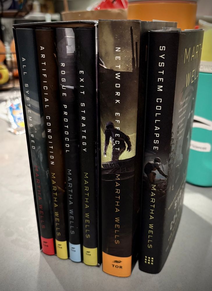 Murderbot Diaries box set angled.