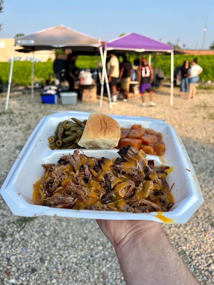 BBQ brisket, yams, and green beans