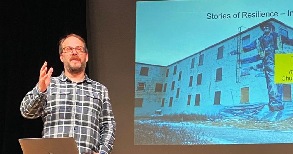 Community talk by Philipp Budka at the Theatre of the Town Complex in Churchill, Manitoba. Photo by Claudia Grill (2025).