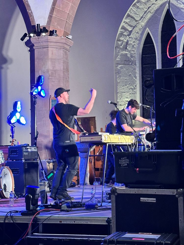 Valtos performing at Greyfriars Kirk 
