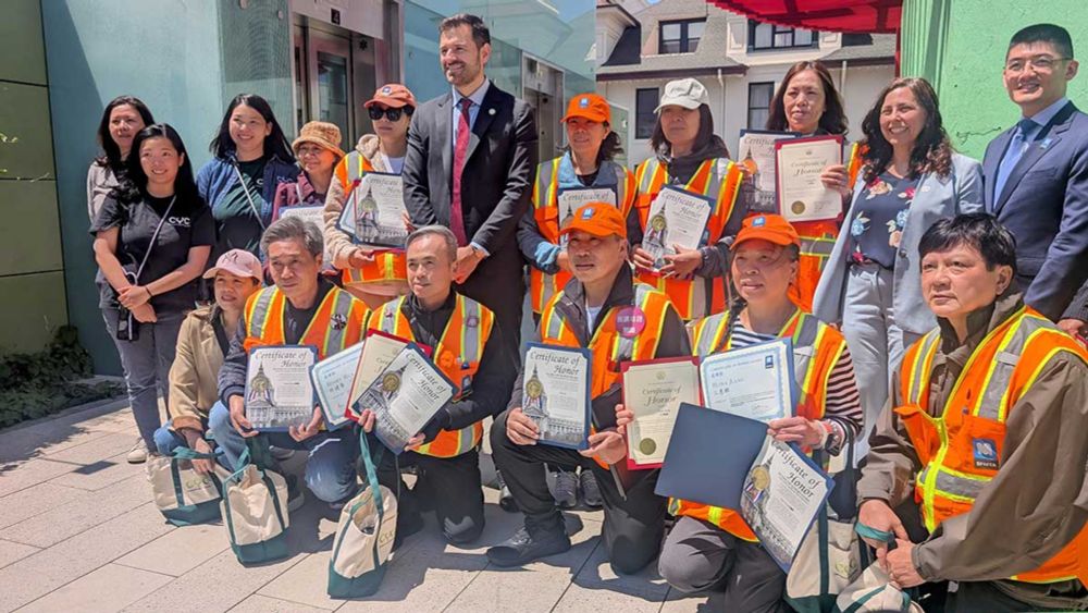 Chinatown Muni ambassadors honored as program ends amid budget cuts - The Voice of San Francisco