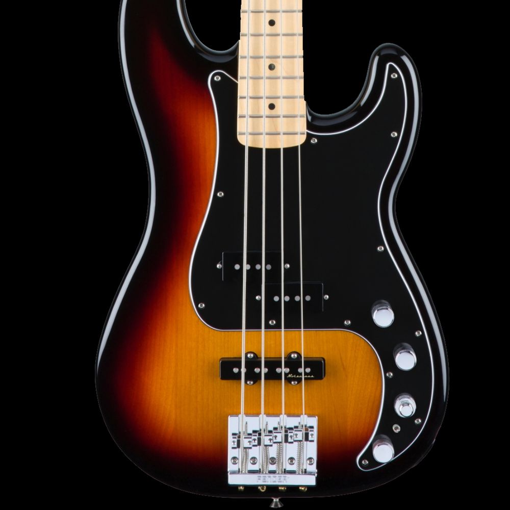 Deluxe American P-bass from a couple years ago...