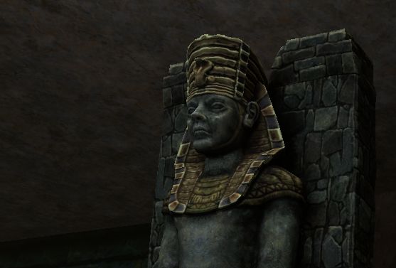 Screenshot of a statue from Tomb Raider 4 (Newer graphics)