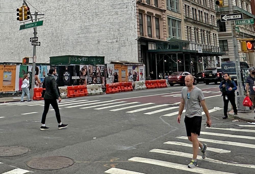 Modified 'Jaywalking' Repeal Passes Council - Streetsblog New York City