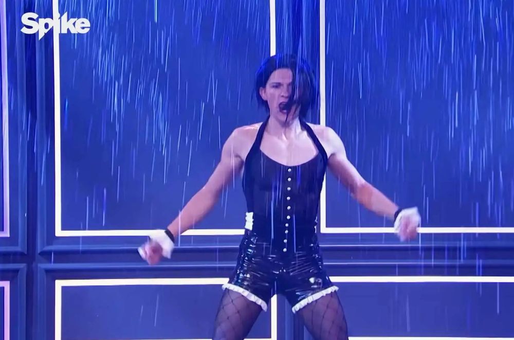 Tom Holand lip singing Umbrella 