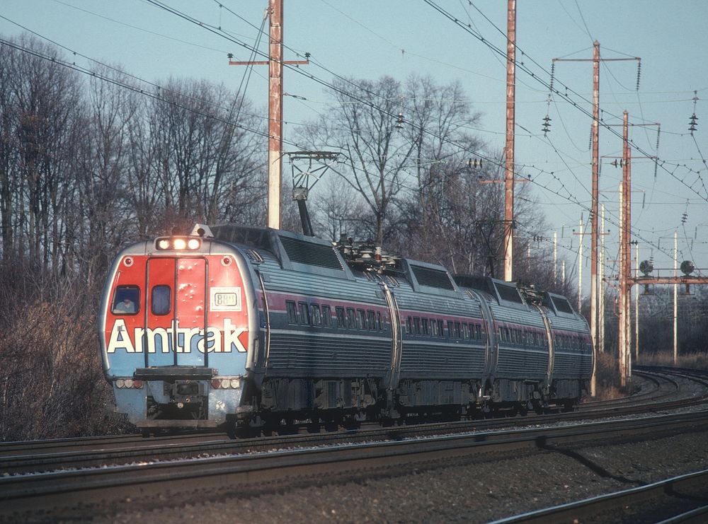 a budd metroliner trainset: a giant middle finger to aerodynamics