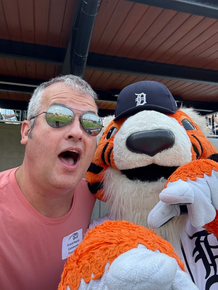 Me and Paws, the Detroit Tigers mascot 