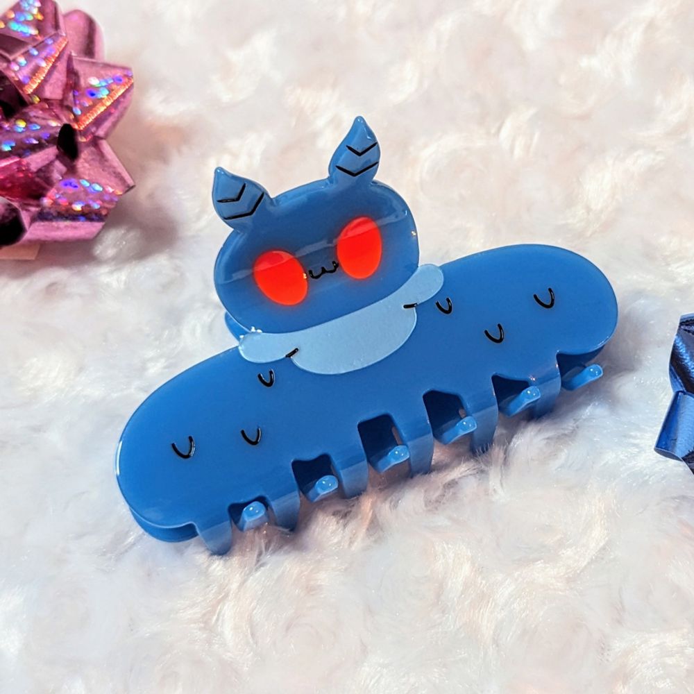 Mothman Hair Claw Sample 