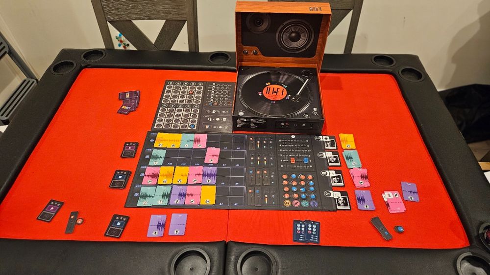 HiFi game on the table at the end of a game.
