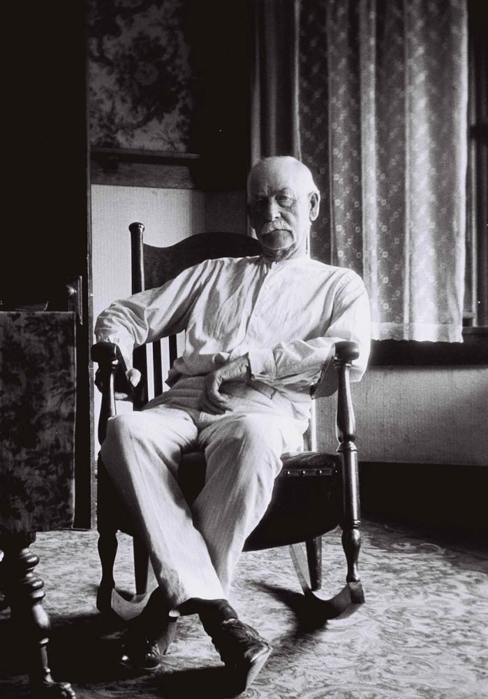 Wyatt Earp as himself