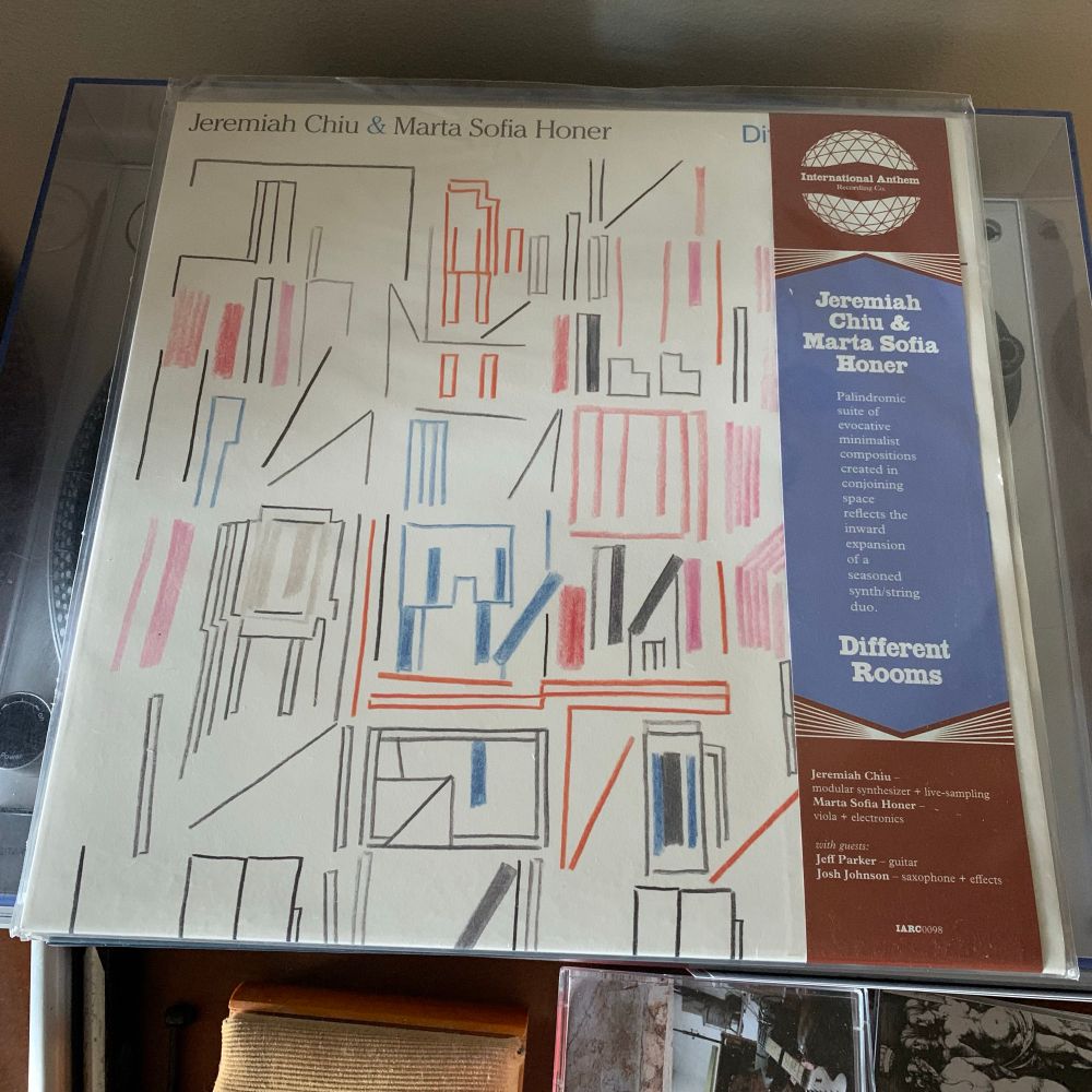 Different Rooms 
by Jeremiah Chiu & Marta Sofia Honer

Resavoir 
by Resavoir (2023)

Horizon 
by Resavoir & Matt Gold

Kali Malone
Does Spring Hide Its Joy