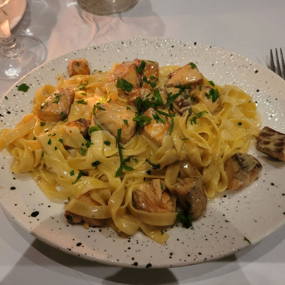 Fettucini salmone.