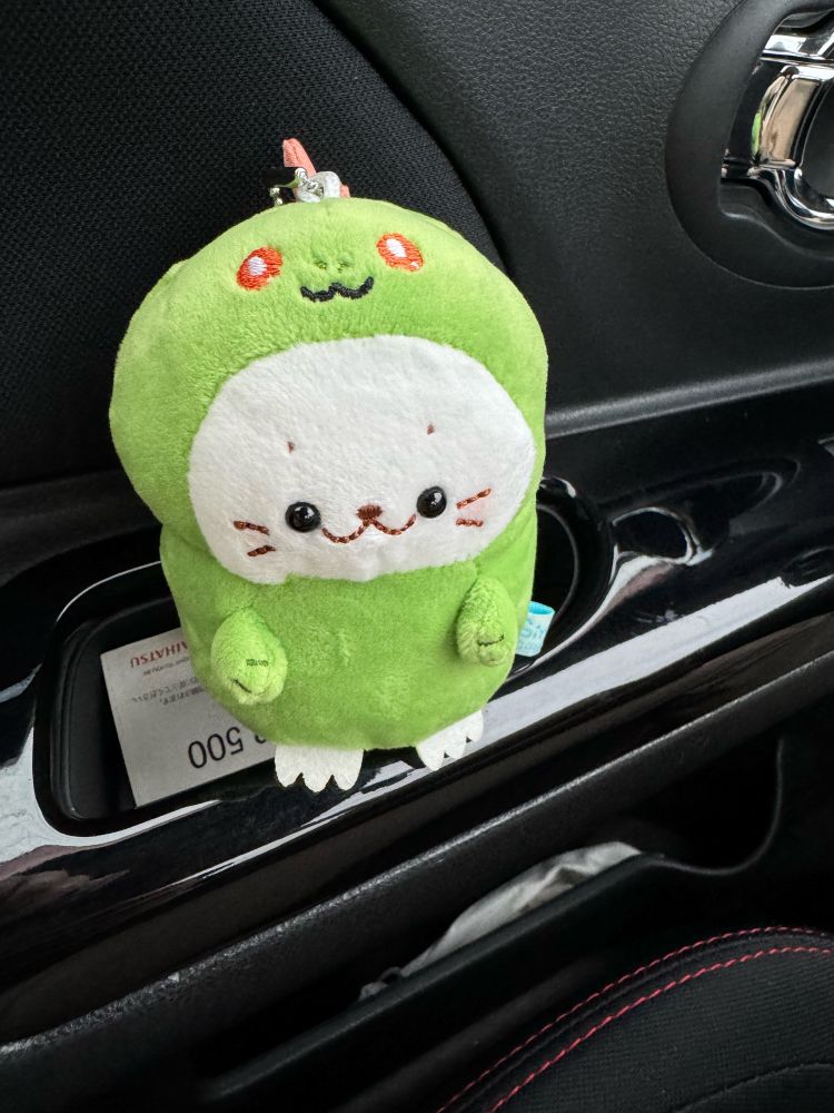 チュパカブラのしろたんこと任三郎