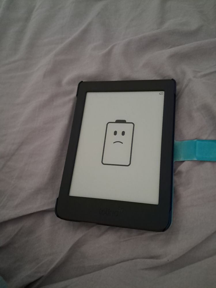 E book Reader zeigt leeren Akku. 