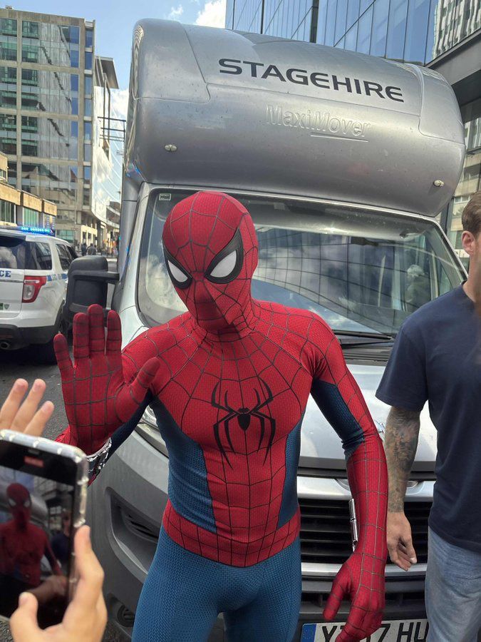 Set photo from Spider-man Brand New Day. Spider-man greeting fans