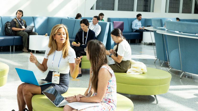 APSA provides space for employers who have posted an eJobs listing to interview candidates at the APSA Annual Meeting. 
