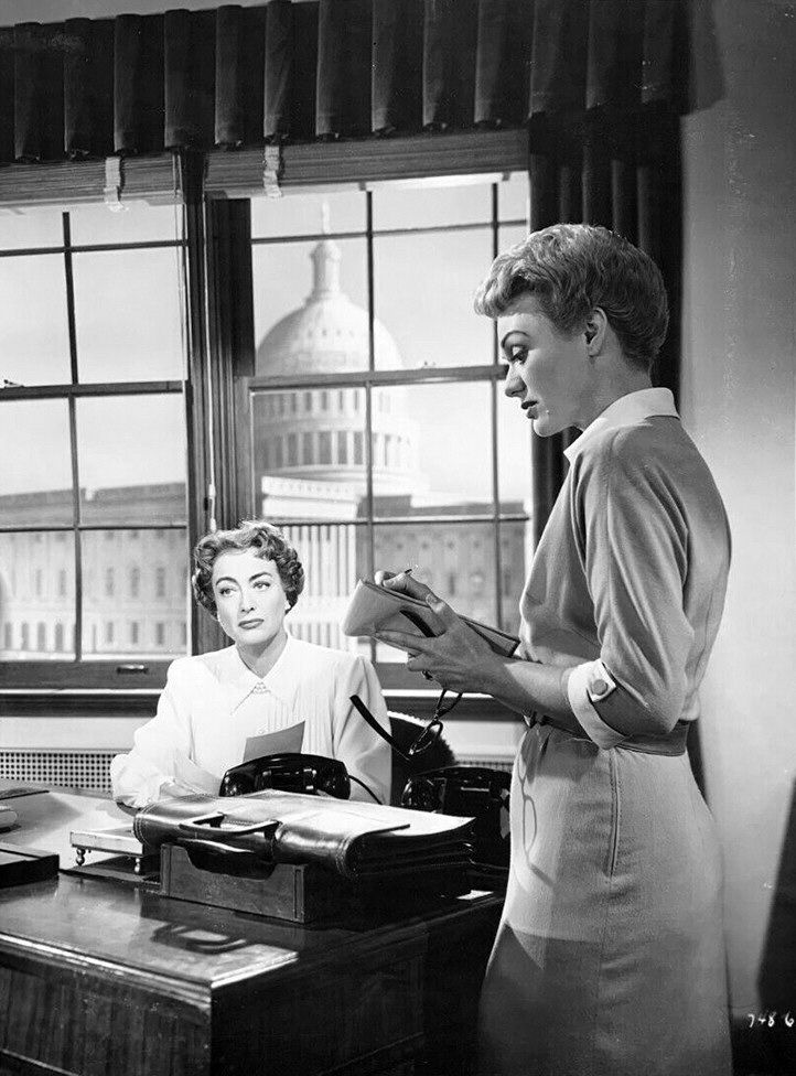 Joan and Eve straighten out Washington. 