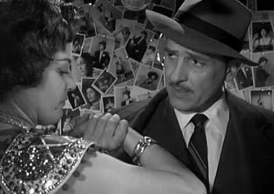 Emma Penella and Arturo de Córdova in Red Fish 