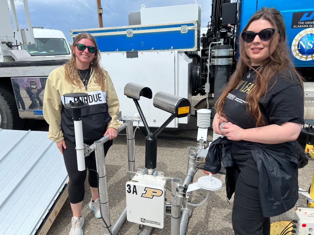 Kristen Axon and Morgan Siers from Purdue EAPS showing off a PIPS.