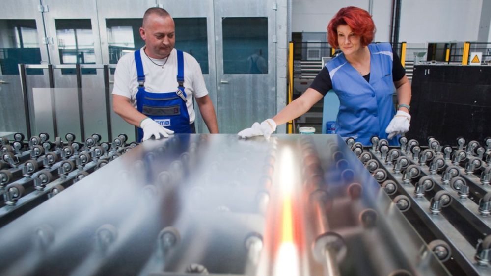 (S+) Glasmanufaktur Brandenburg: Dem letzten deutschen Solarglas-Hersteller droht das Aus