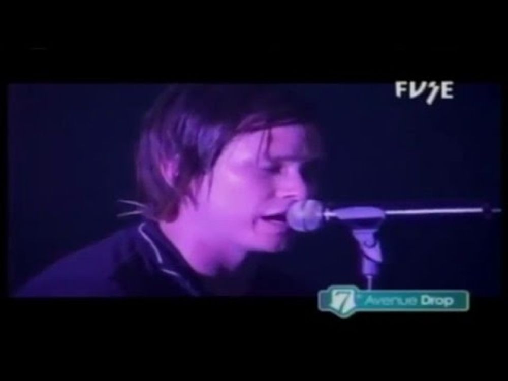 Tom DeLonge - There Is (live at Fuse)