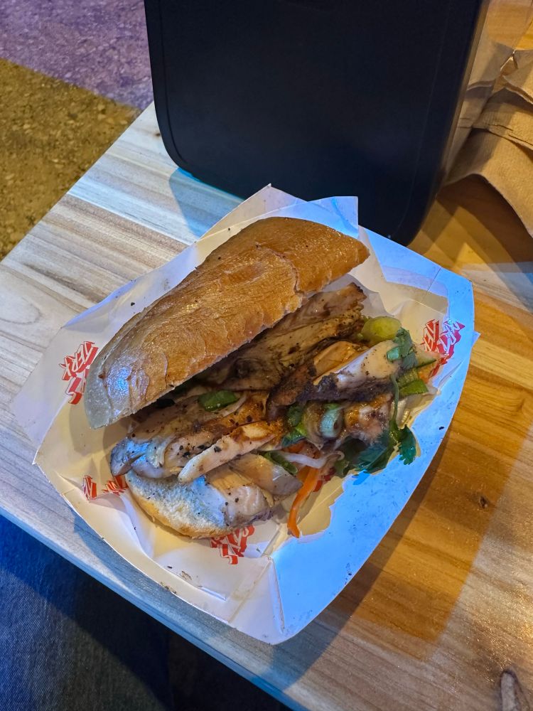 jerk chicken banh mi
