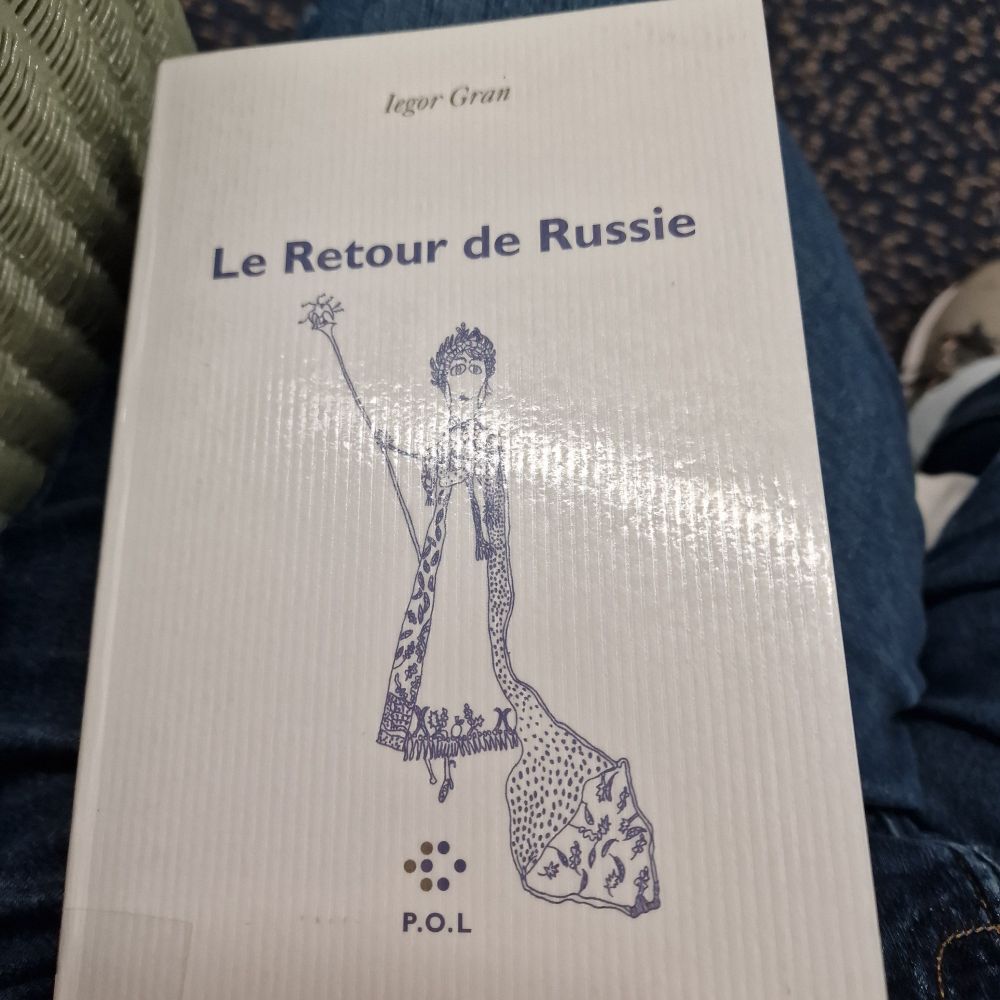 Couverture du livre.
Dessin à main levée sur fond blanc. On dirait un empereur dessiné par un enfant