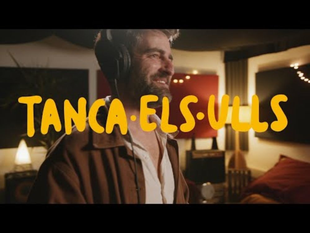 TANCA ELS ULLS - Txarango feat. Joan Dausà