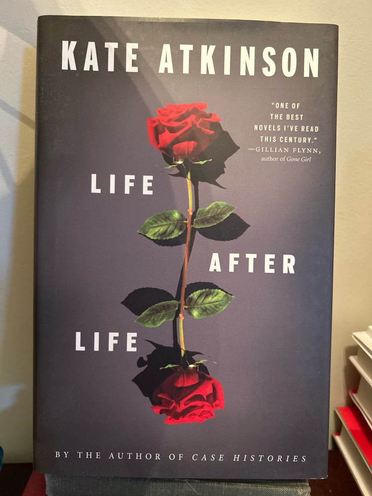 Cover of the book Life After Life by Kate Atkinson 