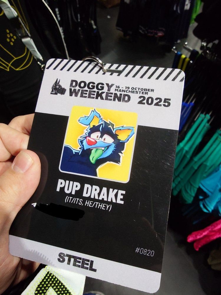 A Doggy Weekend steel badge featuring one of Drake's profile pics 