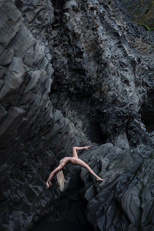 Sylph Sia Fine Art Nude posing in Iceland 