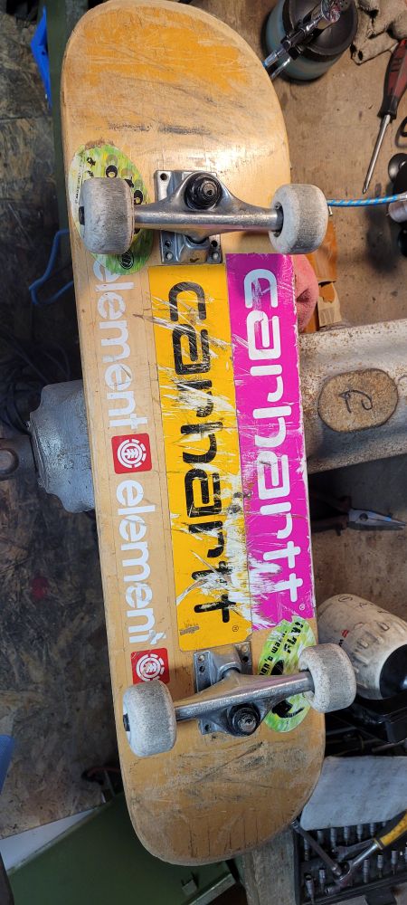 Skateboard 