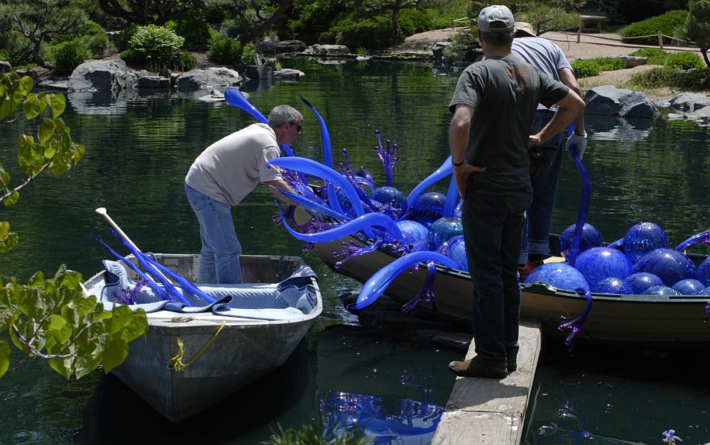 How Chihuly’s glass sculptures travel safely to the Gardens