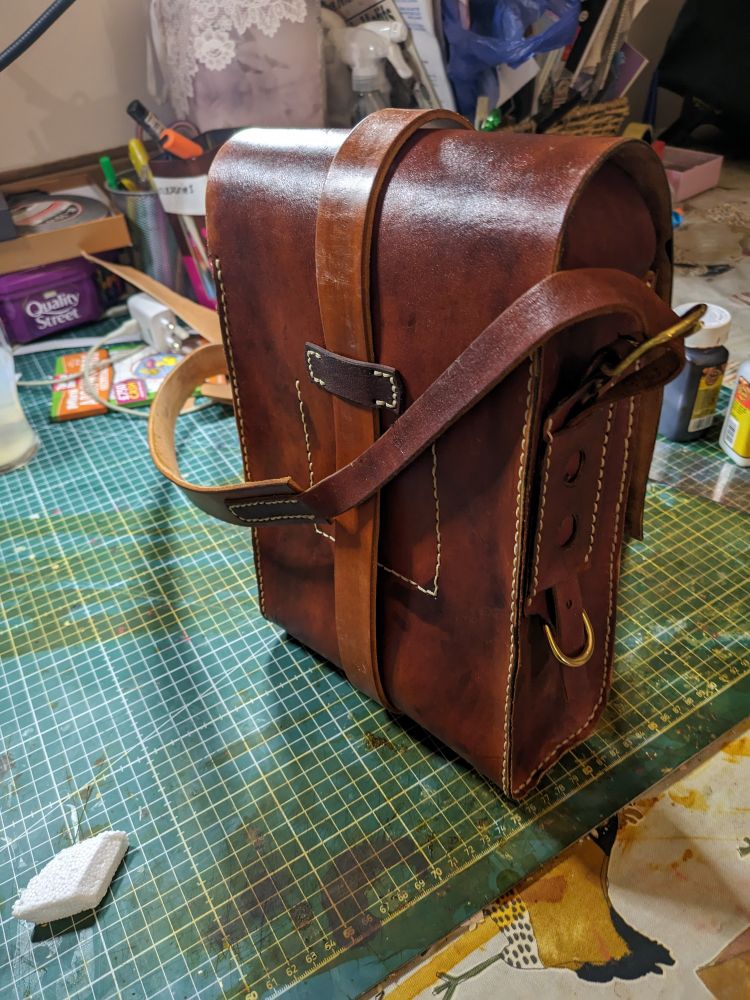 Custom leather shoulder bag