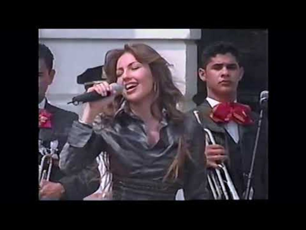 Thalia The Legend - Celebracion 5 De Mayo [Mexico] - En La Casa Blanca [The White House]  2001