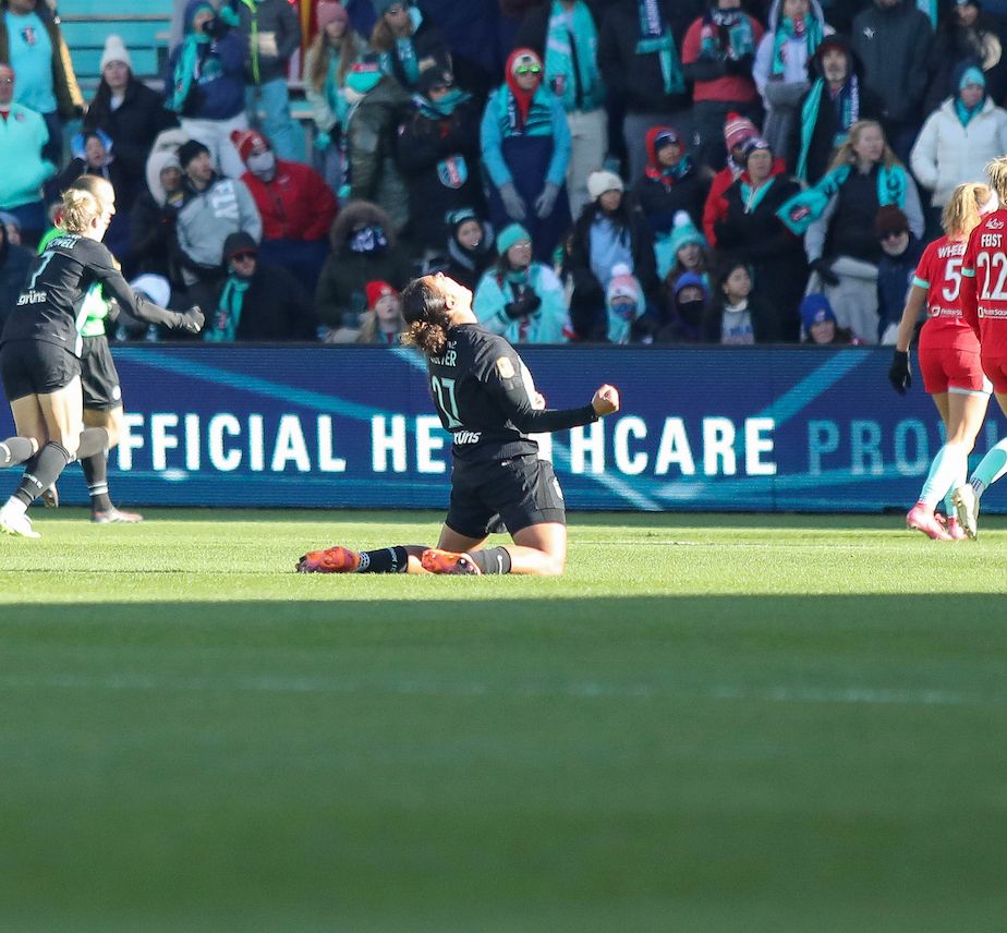 Jess Carter celebrating a Gotham game winner in the quarterfinals 