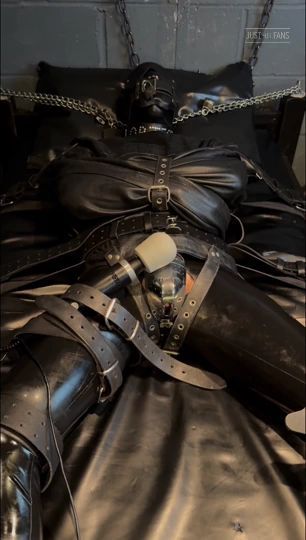 My JustFor.Fans page is where it's at, and I just got a new subscriber! justfor.fans/JamesBondageSX?Source=NewFanBlueSky